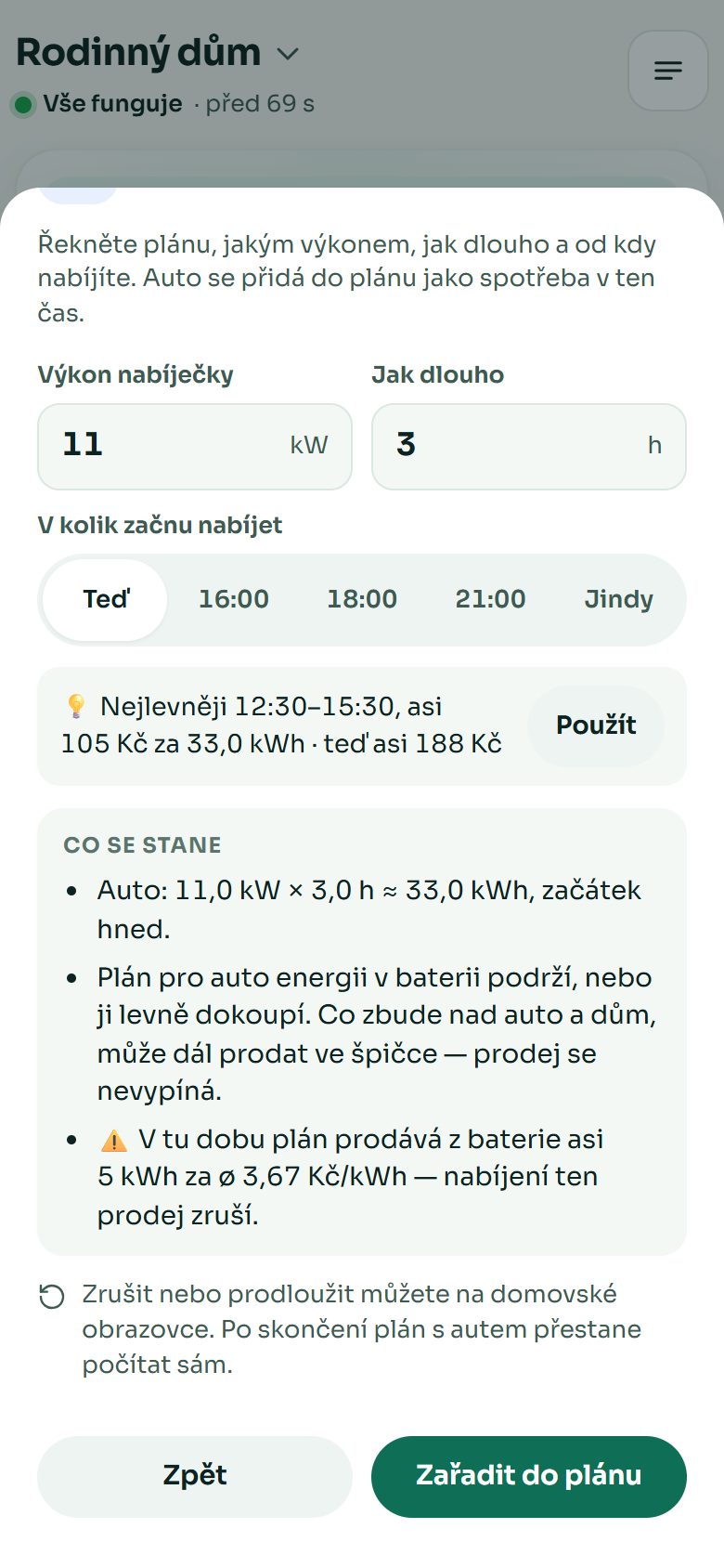 Nabíjím auto: 11 kW na 3 hodiny, nejlevněji 12:30–15:30 za 105 Kč místo 188 Kč, upozornění na zrušený prodej z baterie